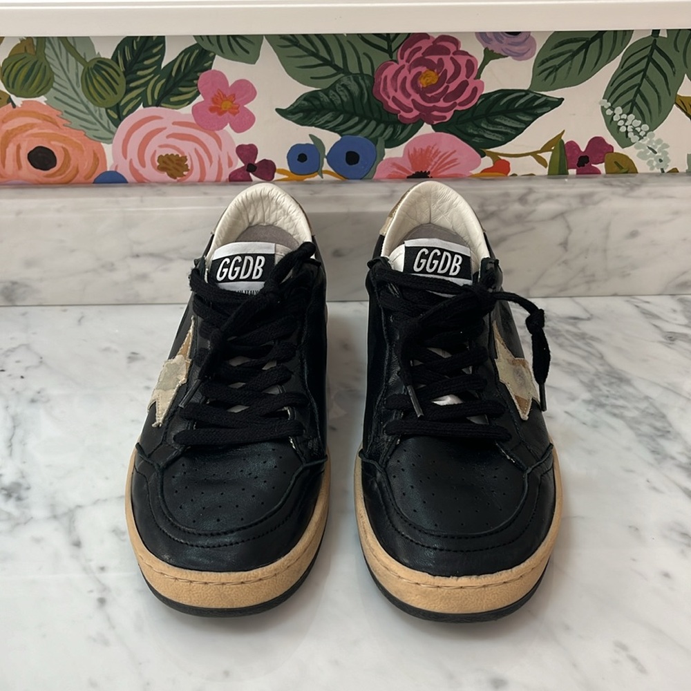 Size 38 Golden Goose Private Edt Ballstar Sneakers Made in Italy Black Leather